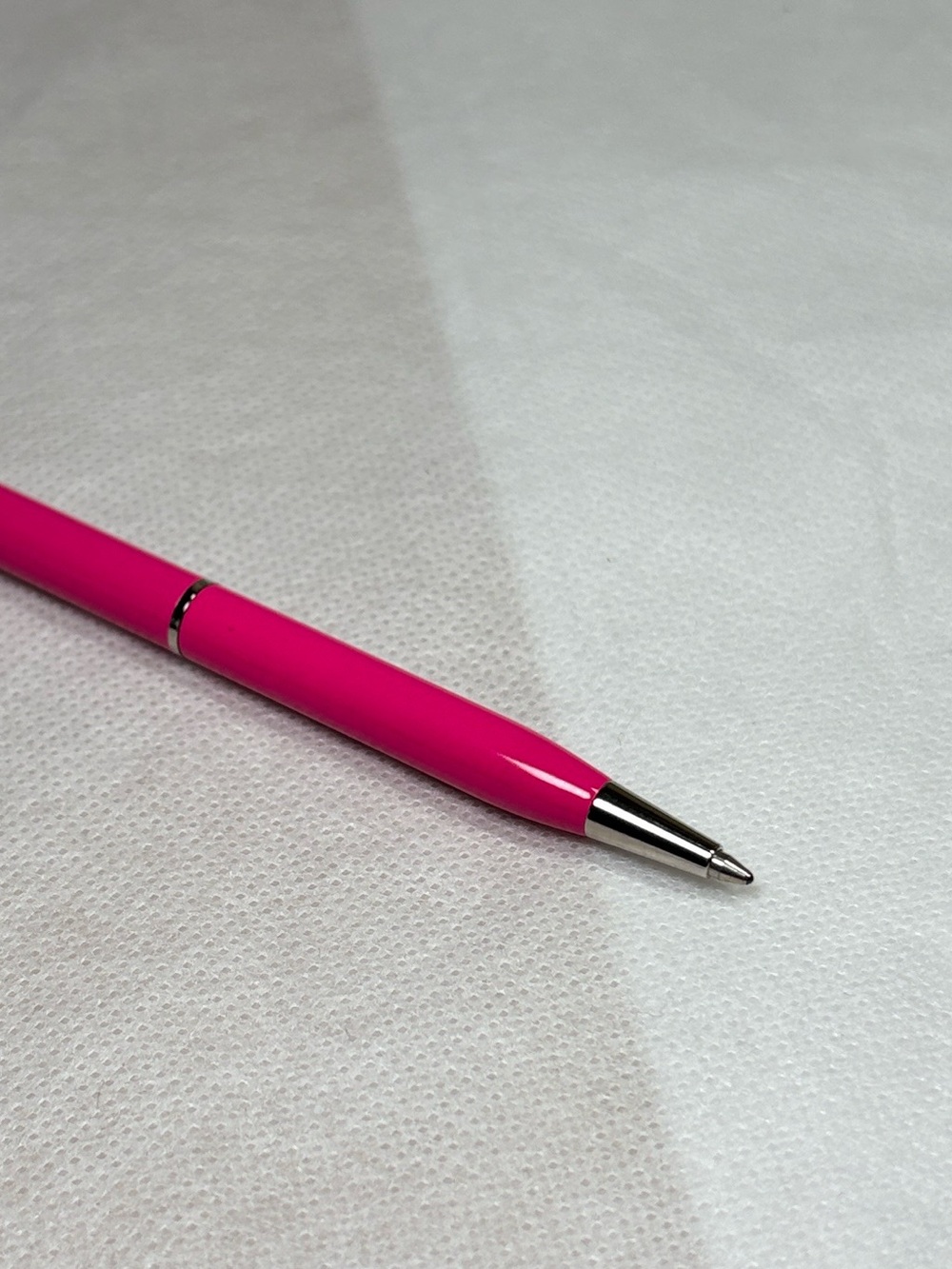 Coach Mini Metallic Hot Pink Ink Pen NWOT - Picture 6 of 8